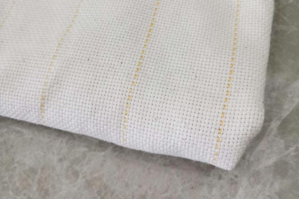 Primary tufting cloth