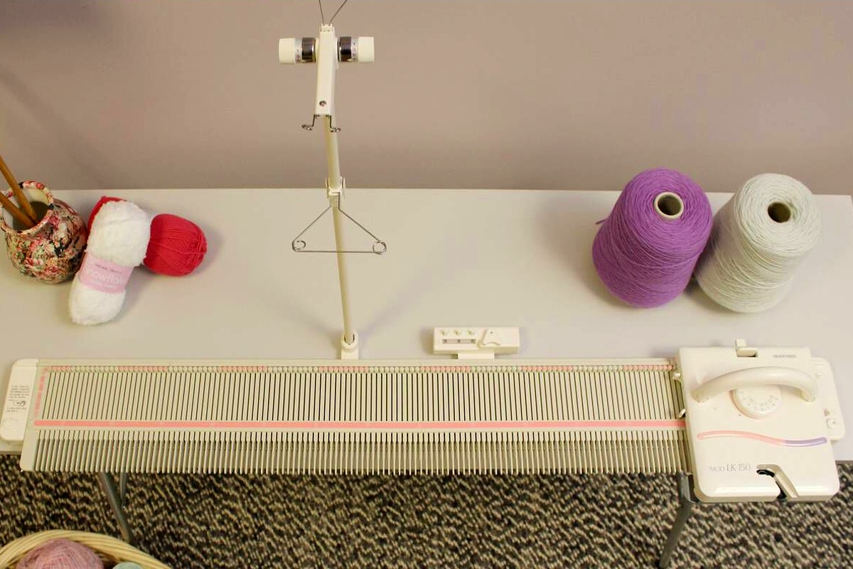 Silver Reed LK150 Knitting Machine