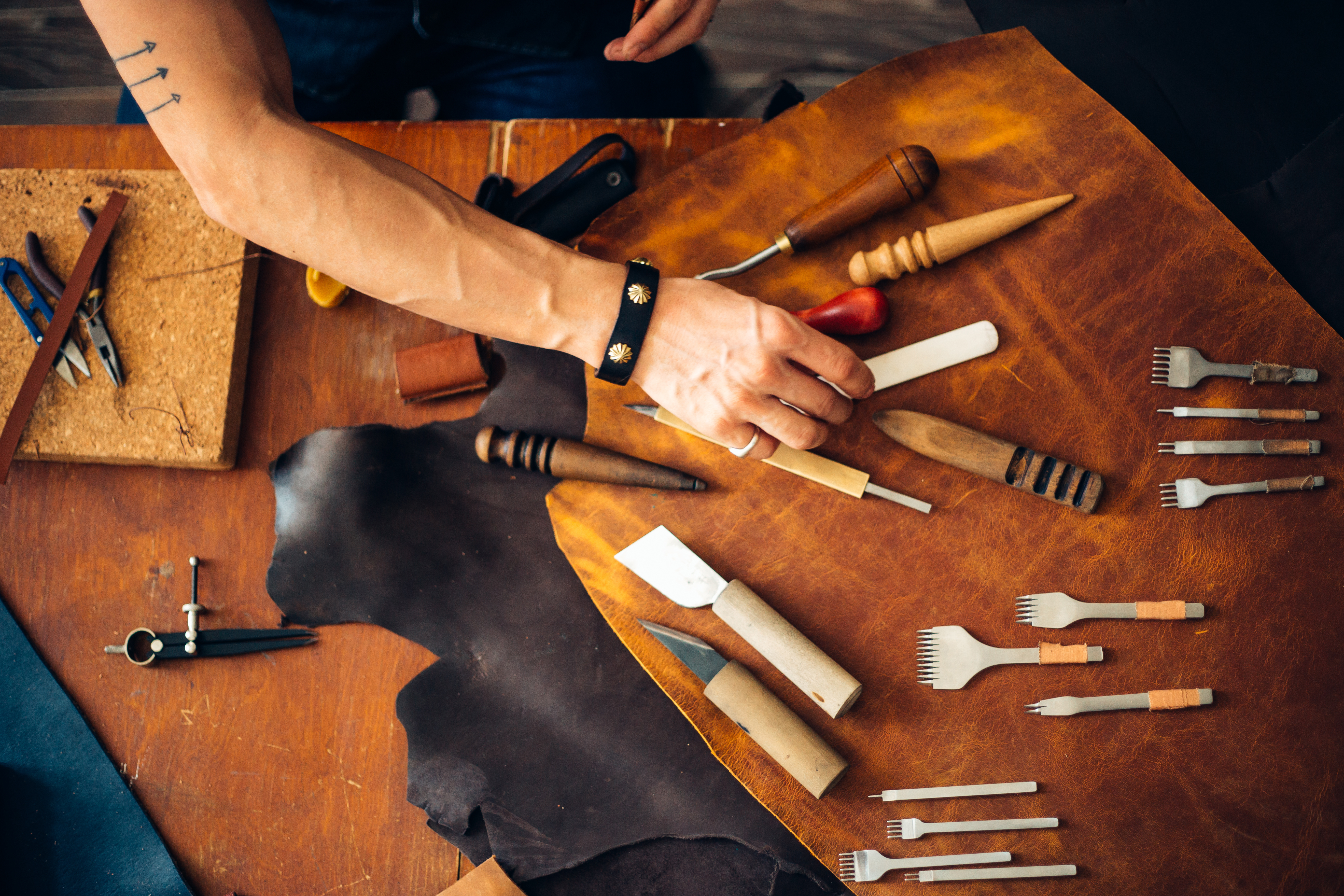 Leather Craft Tooling Kits_Feature