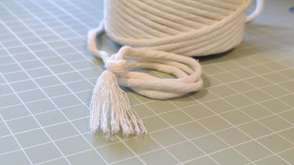 Cotton macrame string single ply
